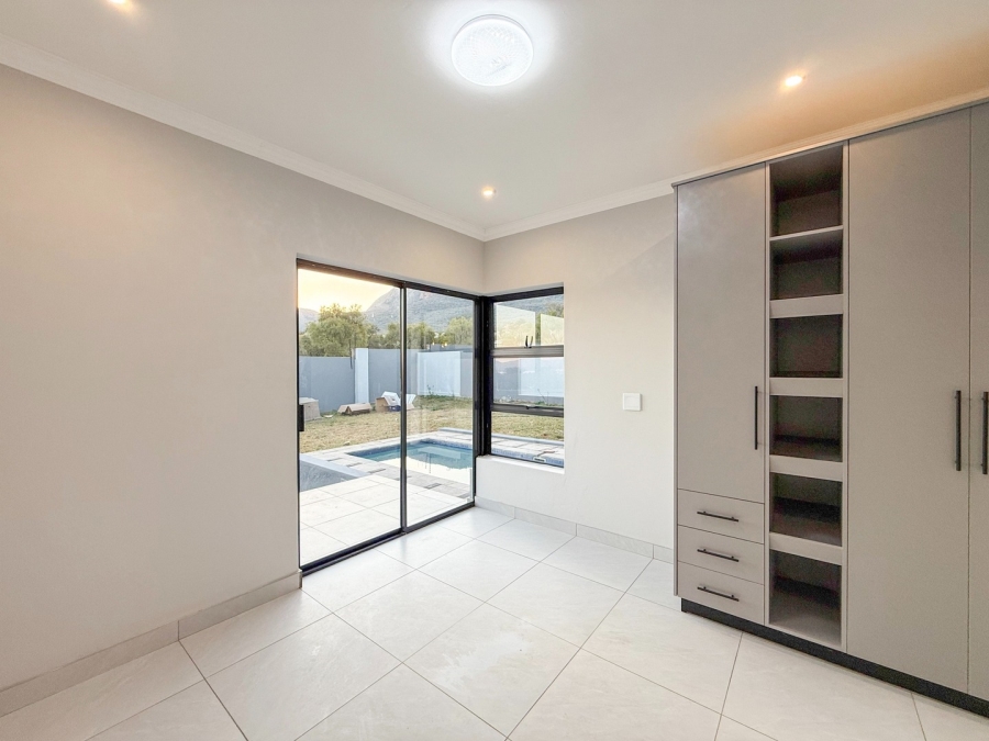 4 Bedroom Property for Sale in Melodie North West